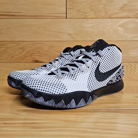 Nike Kyrie 1 BHM Size 10 Black History Month White Black Dark Grey 718820-100 main image 6